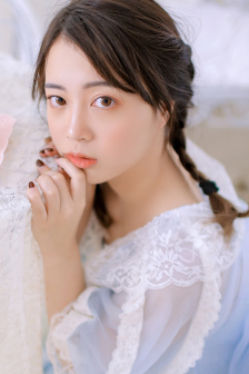 李美熙杨棋涵